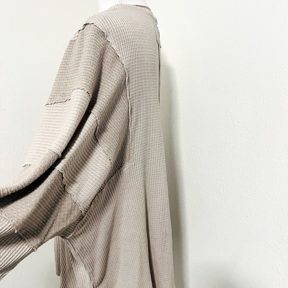 Free People We The Free Castillo Henley Medium Long Sleeve Women Patch Work EUC - Picture 6 of 12